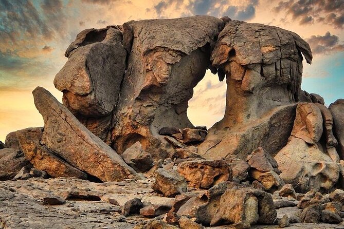 4 Hours Charming Moon Valley Hike Experience in Jeddah - Moon Valley at a glance