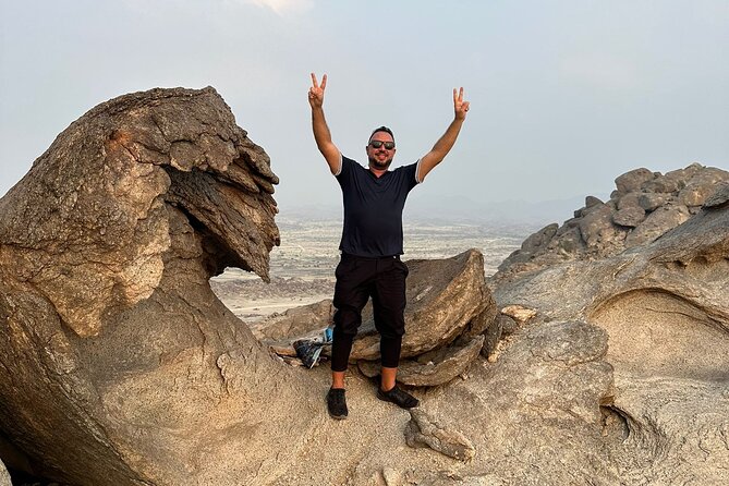 4 Hours Charming Moon Valley Hike Experience in Jeddah - Is $109 a fair price?