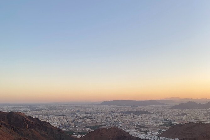 4WD Adventure in Uhud Mountain - Booking, cancellations, and useful planning tips