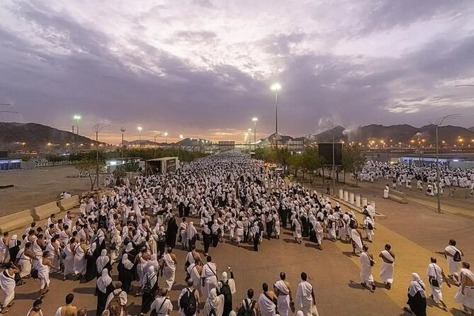 A Spiritual Journey Through the Holy Sites of Makkah - Muzdalifah and Al-Mashar Al-Haram Mosque