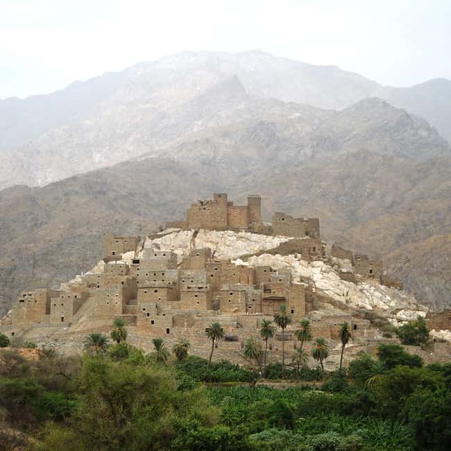 Abha City Tour & Rijal Almaa - A six-hour introduction to Aseer Province