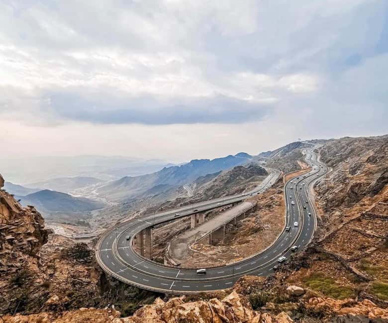Abha City Tour & Rijal Almaa - Jabal Sawda: Saudi Arabia’s highest point