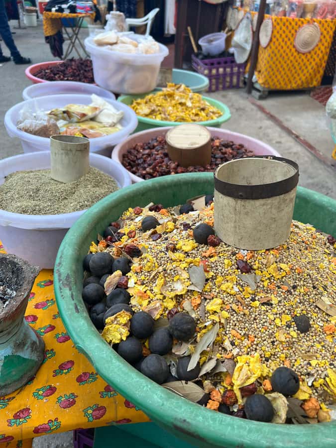 Abha Wonders & Al Habala Gems - Al Yanfa village and a mosque with 1,350 years of history