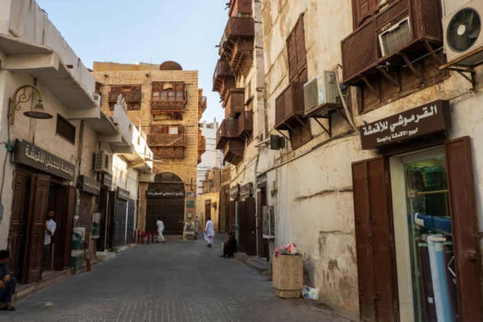 Al Balad Old Town Tour in Jeddah Historical City - Inside Nassif House Museum