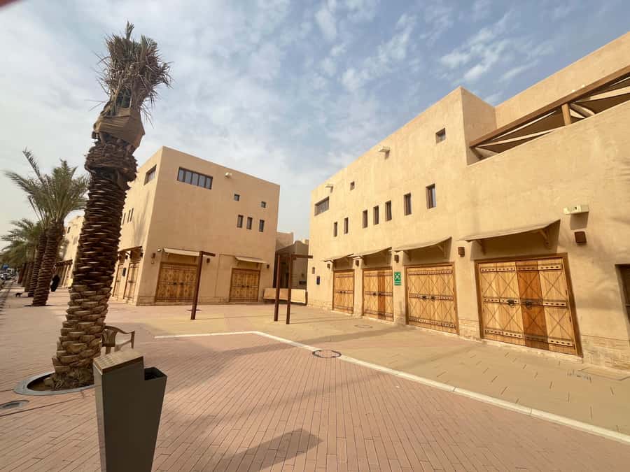 Al Masmak Fortress, Murabba Palace, and Souq Al Zal Tour - Murabba Palace and the world of King Abdulaziz