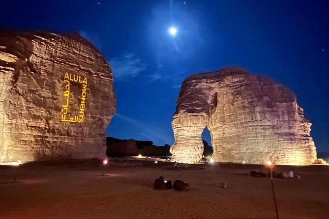 AlUla City Tour with 5 Attractions - Natural landmarks, waterfall cafe, and the changing pace