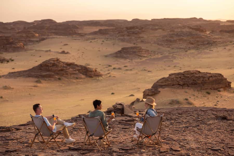 AlUla: Sharaan Platinum Dinner Safari - A UV-lit search for nighttime wildlife