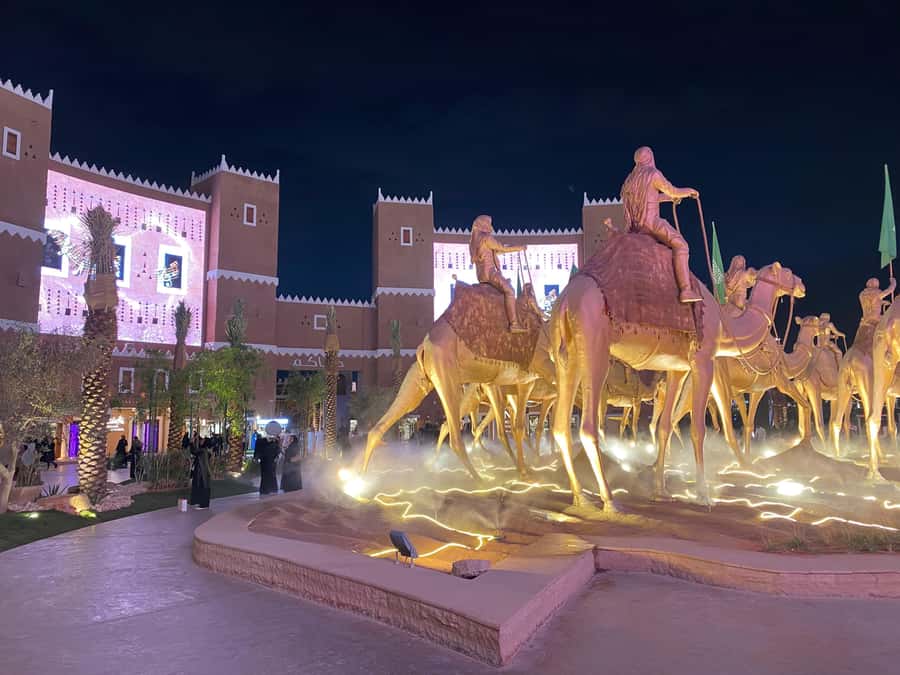 Boulevard World, Boulevard Riyadh Private Tour+Saudi Meal - What you are really buying for $99