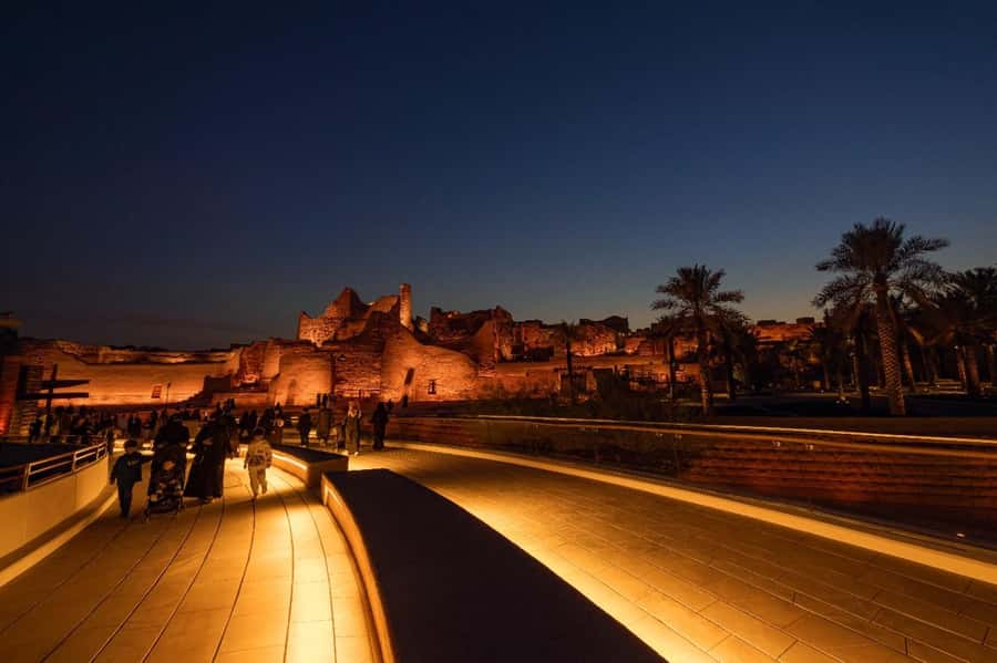 Diryah tour with Dinner - A possible souk detour and what it means