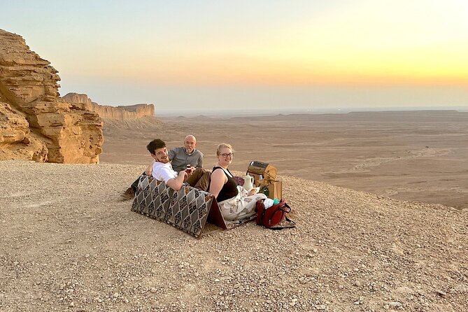 Edge of The World & Deer Reserve Off-road 4x4 Car Tour in Riyadh - Key points to know before booking