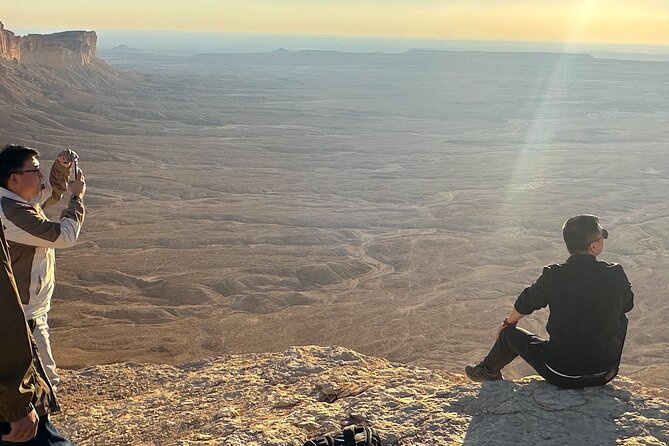 Edge of The World & Deer Reserve Off-road 4x4 Car Tour in Riyadh - Is $80 good value?