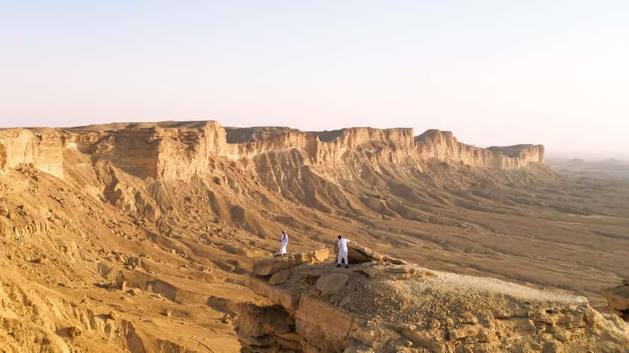 Edge of the World & Keshta Tour (Riyadh) - Seeing the Tuwaiq Ranges from above