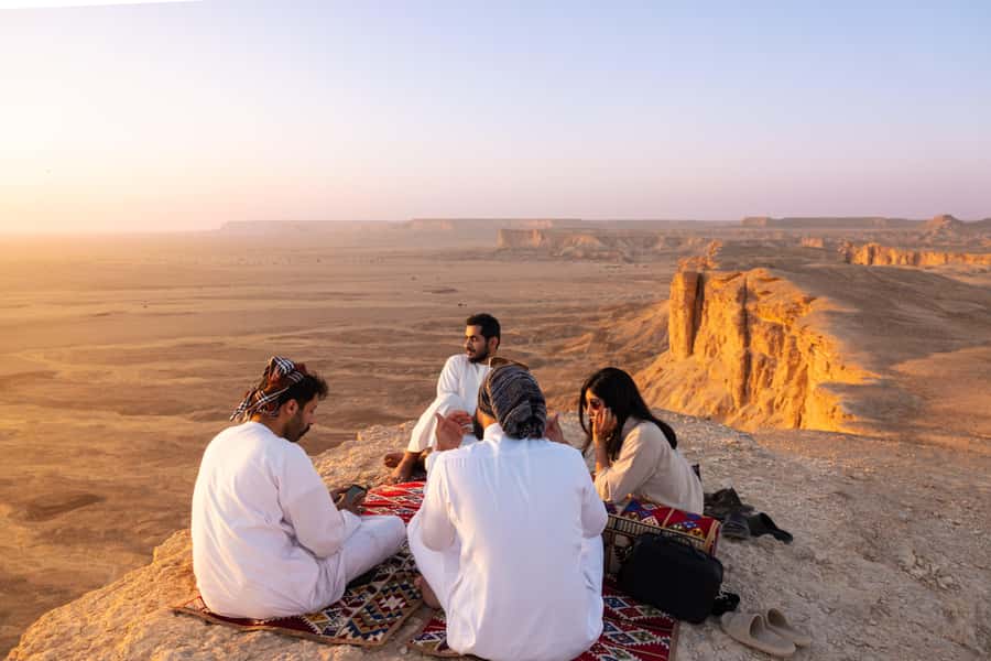Edge of the World & Keshta Tour (Riyadh) - What $267 per person really buys