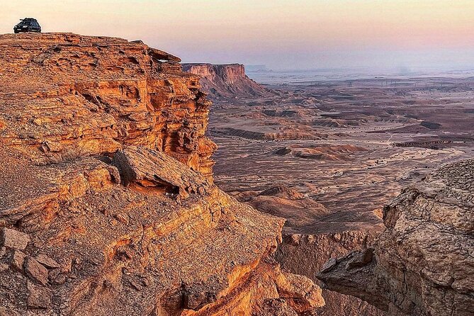 Edge of the World Tour from Riyadh Private 4x4 Car Pick up - Why Jebel Fihrayn is worth the long ride