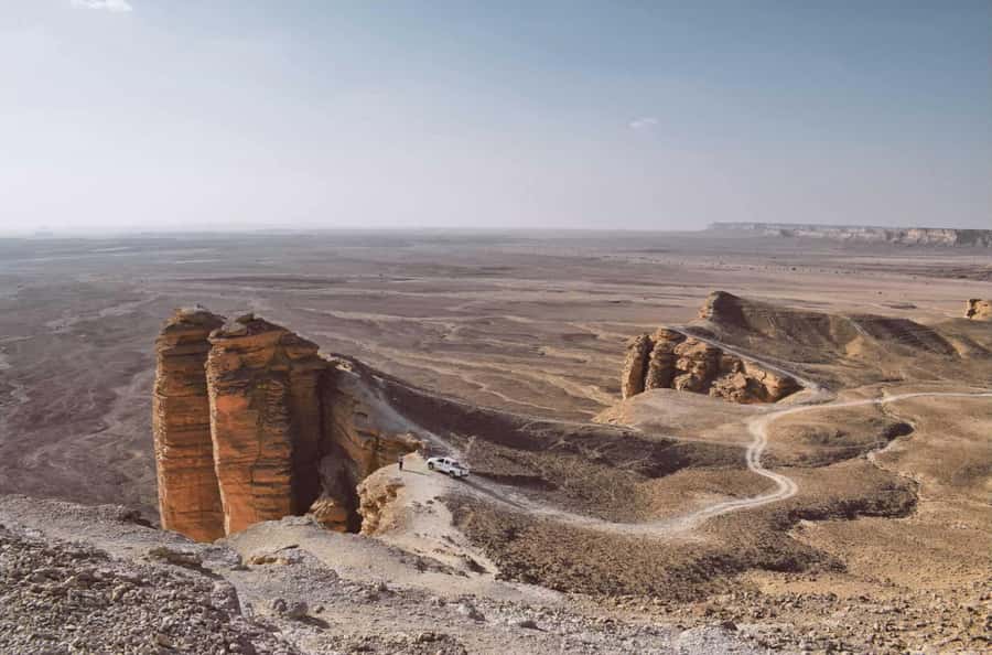 From Riyadh: Tuwaiq Mountains and Najd Plateau Day Trip - Key points to know before you book