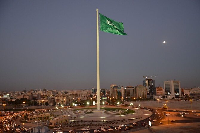 Full Day Guided Jeddah City Tour - Why this Jeddah tour makes sense for a first day