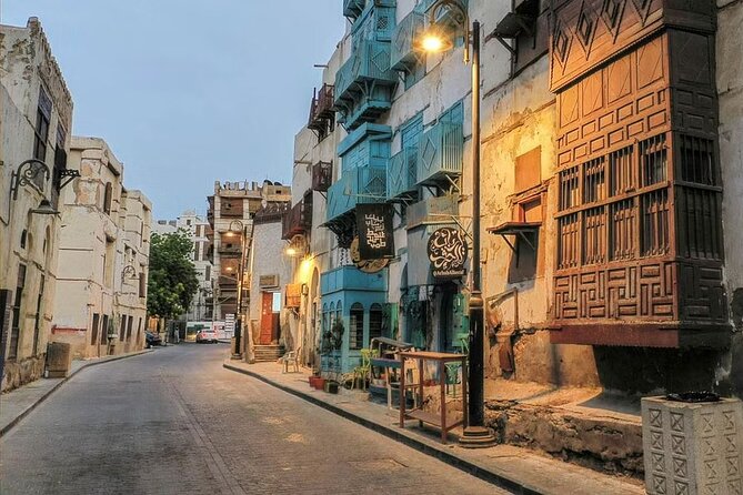 Guided Tour in Jeddah by local woman - What the $109 price really buys