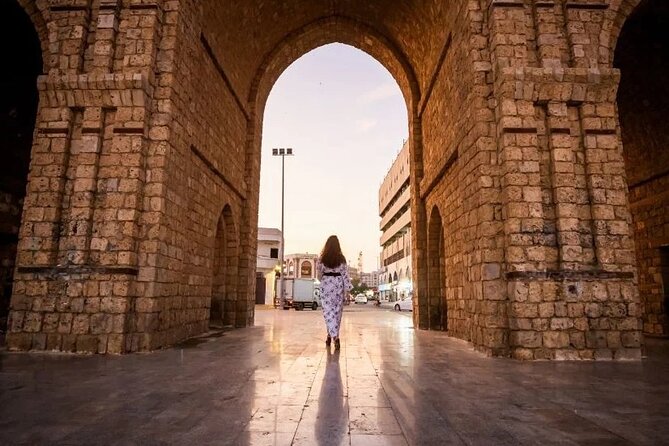 Guided Tour in Jeddah by local woman - Starting at Bab Jadeed