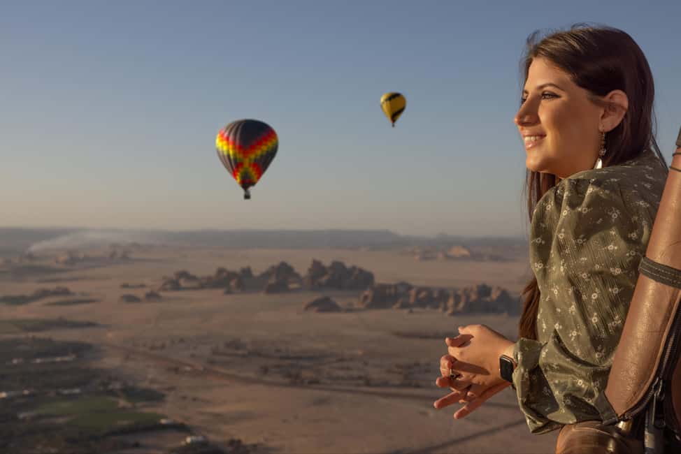 Hegra Al Ula: Sunrise Hot Air Balloon Flight - Key Details Before You Book