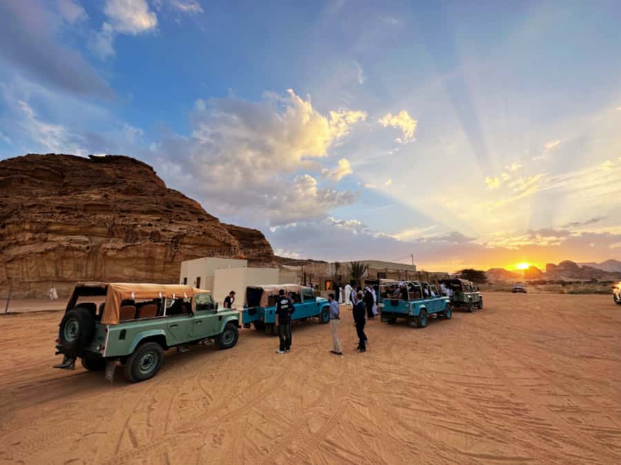 Hegra Tour: AlUla’s No.1 Haven For Nature, Wildlife Lovers - Two hours among Hegra’s rock formations