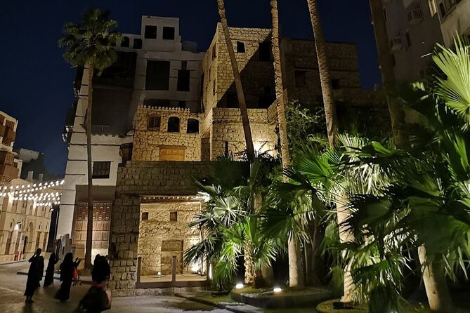 Historic District Tour in Jeddah by a Local Guide - What Makes This Jeddah Walking Tour Worth Considering