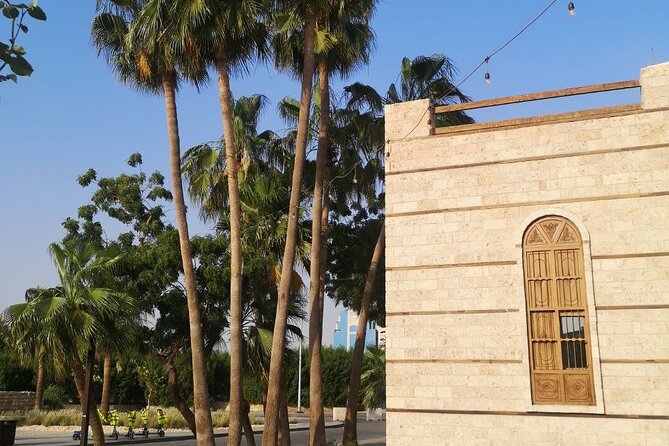 Historic District Tour in Jeddah by a Local Guide - Al Shafei Mosque and a Place of Worship