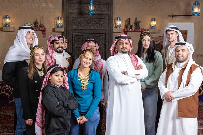 Interactive Saudi Cuisine and Cultural Experience - The Najd Feast and Saudi Dining Etiquette