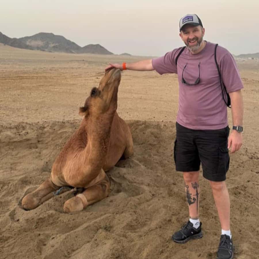Jeddah Desert Safari: Quad Biking, Camel Farm & Sunset Views - Leaving Jeddah in an air-conditioned SUV
