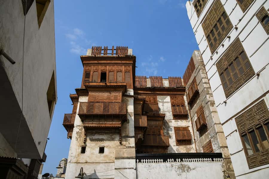 Jeddah : Jeddah’s Traditional Tour - Entering Old Jeddah through Beit Nassif