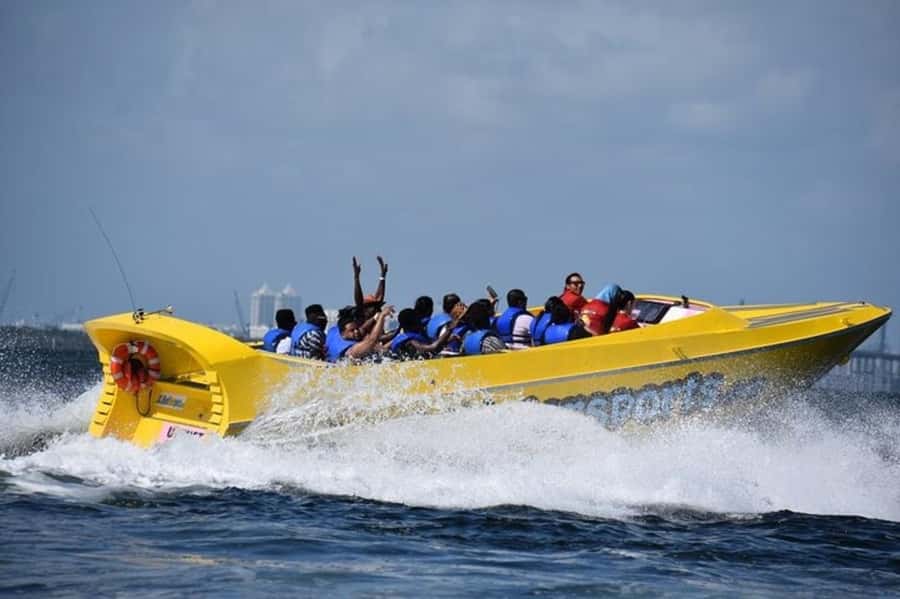 Jeddah: Red Sea Speedboat Tour with Captain - Should you book the Red Sea speedboat tour?