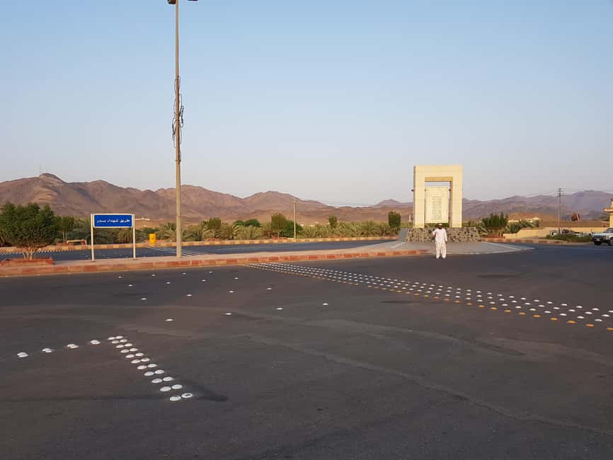 Madina : Bader Battle Ground, Jable Malaika and Wells - Beer Roaha and the story of 70 prophets