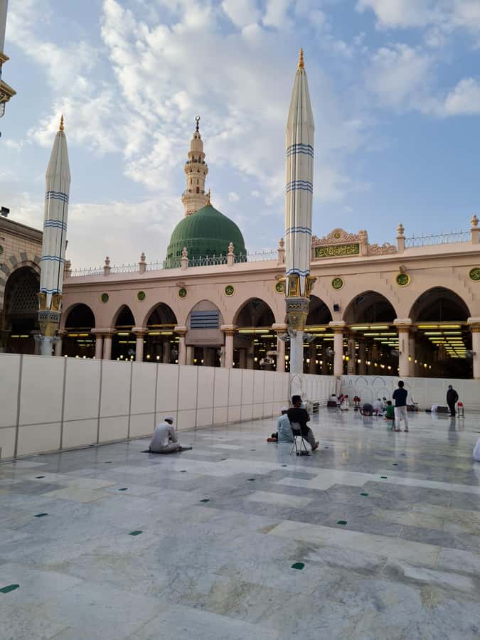 Madina: Guided Tour of the City's Historical Sights - Key points at a glance