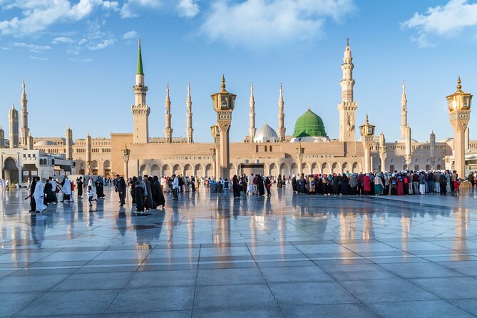 Madinah Ziyarats (Private tour) - Masjid Jummah and the first Friday prayer