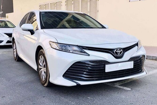 Makkah Hotel to Jeddah Airport Private Transport - The vehicle, luggage, and ride itself