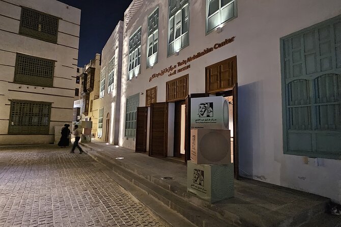 Private Jeddah or Makkah Tour - What private touring adds here