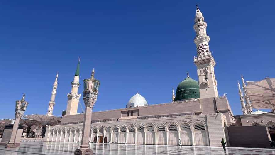Prophet’s Mosque Walking Tour with Historic Hejaz Railway - A good introduction to Madinah beyond the main sanctuary