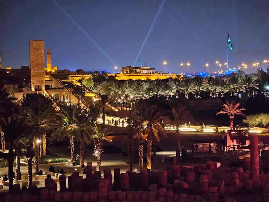 Riyadh: Diriyah, AL Masmak Fortress, AL Murabba Palace Tour - Al Masmak Fortress And Riyadh’s Old Market Streets