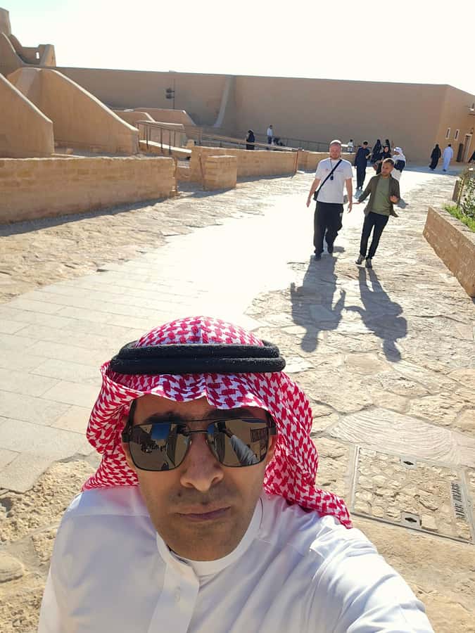 Riyadh: Diriyah, AL Masmak Fortress, AL Murabba Palace Tour - Traditional Food And Saudi Hospitality