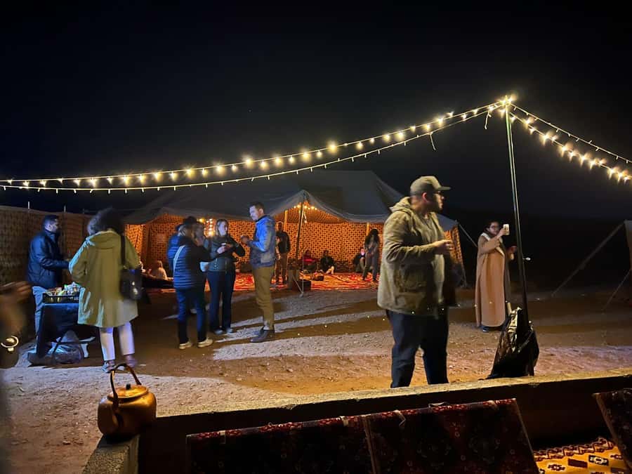 Riyadh: Edge of The World with dinner & Campsite Shared Tour - Camels and possible route variations