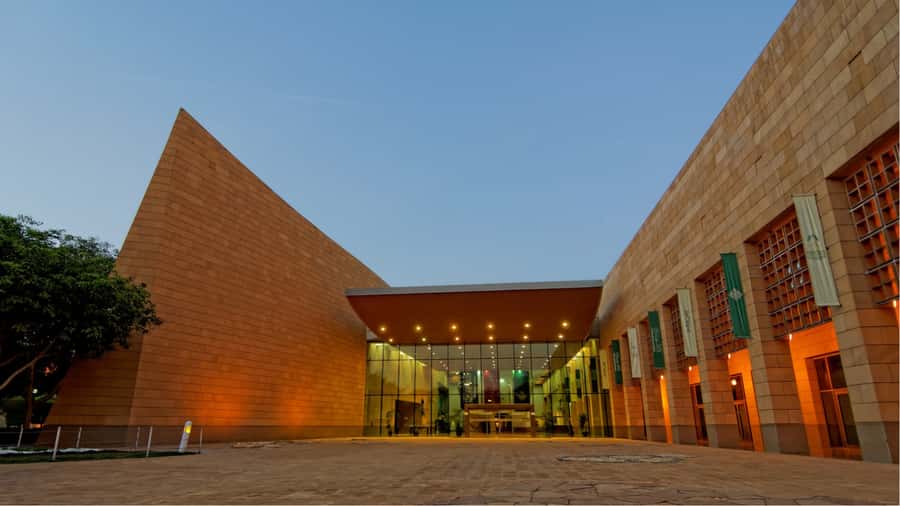 Riyadh: Full Day City Tour Guided with Transport - King Abdulaziz Historical Center and the museum experience