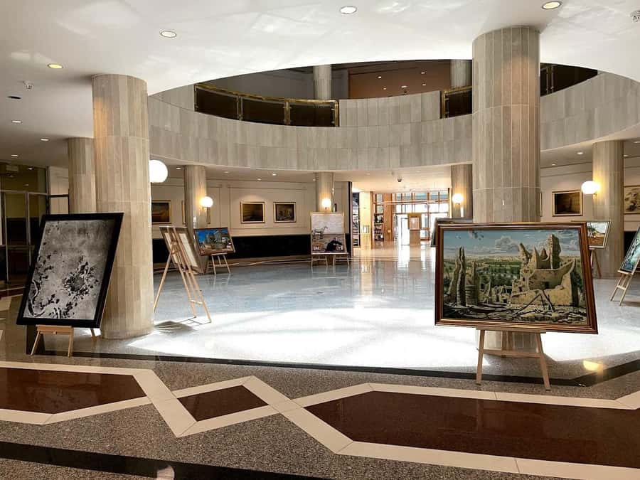 Riyadh: King Fahad National Library Guided Tour - Why this library deserves two hours