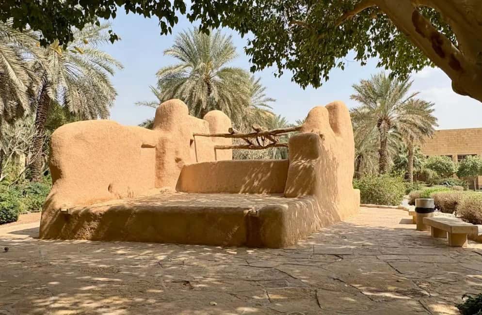 Riyadh Private Full or Half-Day City Tour with Kingdom Tower - Murabba Palace shows the early royal setting