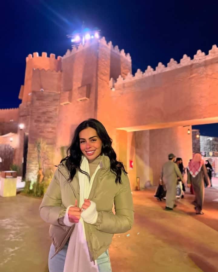 Riyadh: Private Instagram Tour - Lunch, with the bill kept separate