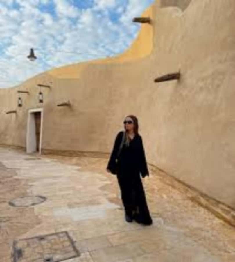 Riyadh: Private Instagram Tour - Al Masmak Fortress gives the day historical weight