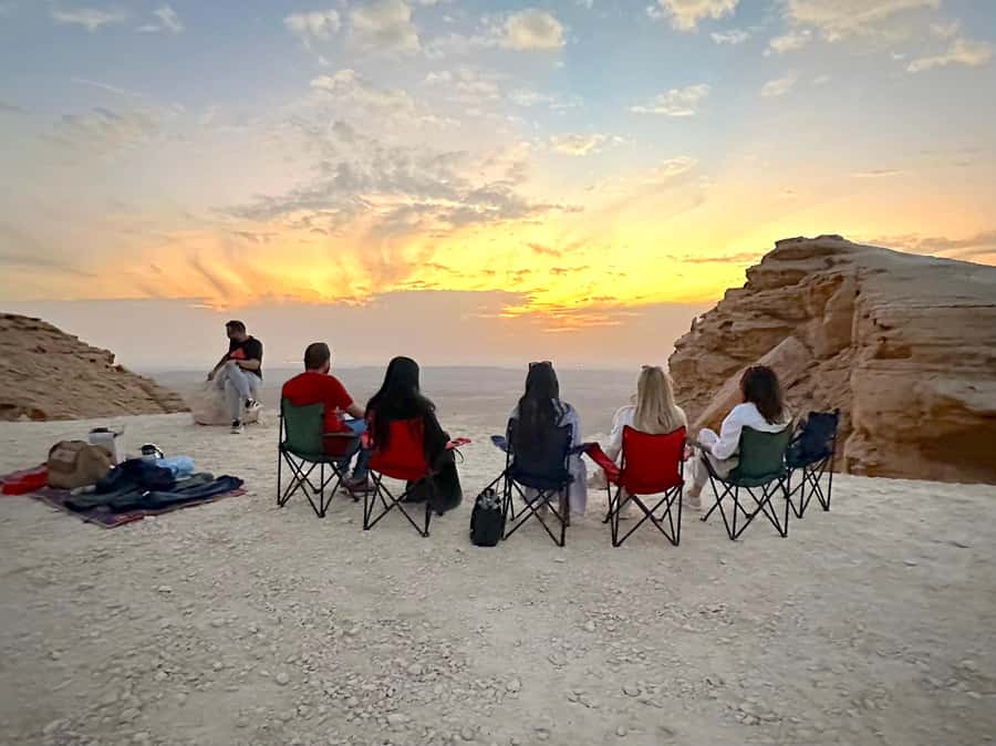 Riyadh Sunset Edge of the World & Deer Reserve 4WD Adventure - Guides, language, and the human side of the trip