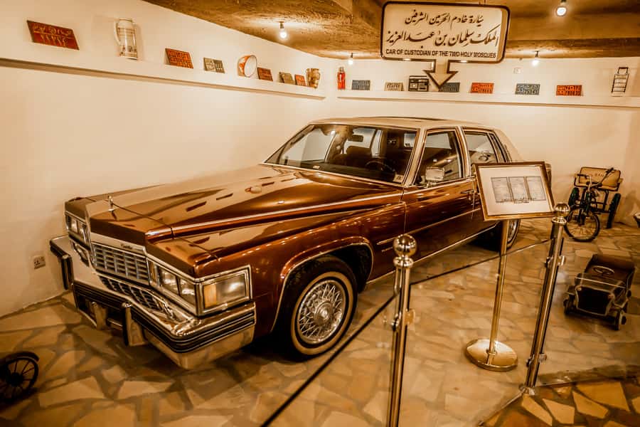 Saudi Arabia Tour from Bahrain including Traditional Meal - Why this five-hour Saudi trip works