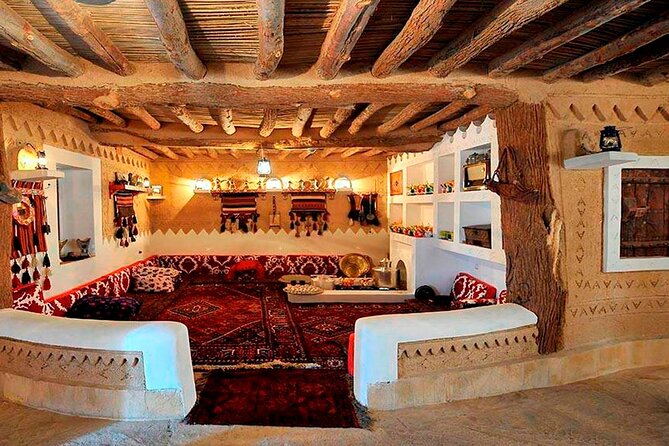 Traditional SAUDI Dinner Experience - Key points to know before booking